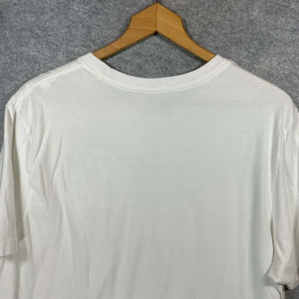 Nike Men's XL T-Shirt in White With Logo Graphic